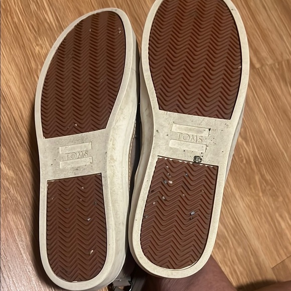 Toms Gray Sneakers Casual Slip-On suede size 11 - Picture 5 of 5